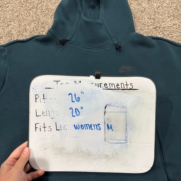 Women's Blue Nike NSW Tech Fleece Oversized Cropped Hoodie Sweatshirt Sz Medium - Picture 8 of 8